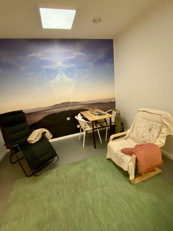 Photo numéro 1 de la galerie de Nadège Pradeau : Hypnothérapeute à Clermont-Ferrand. Prendre RDV