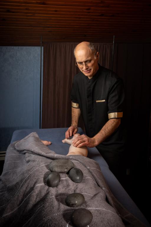 Photo numéro 7 de la galerie de Eric Blanchard : Masseur bien-être à Émerainville. Prendre RDV