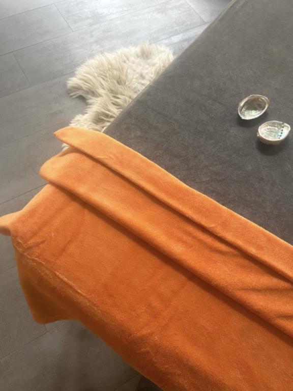 Photo numéro 4 de la galerie de Maya Gurung : Masseur bien-être à Paris. Prendre RDV