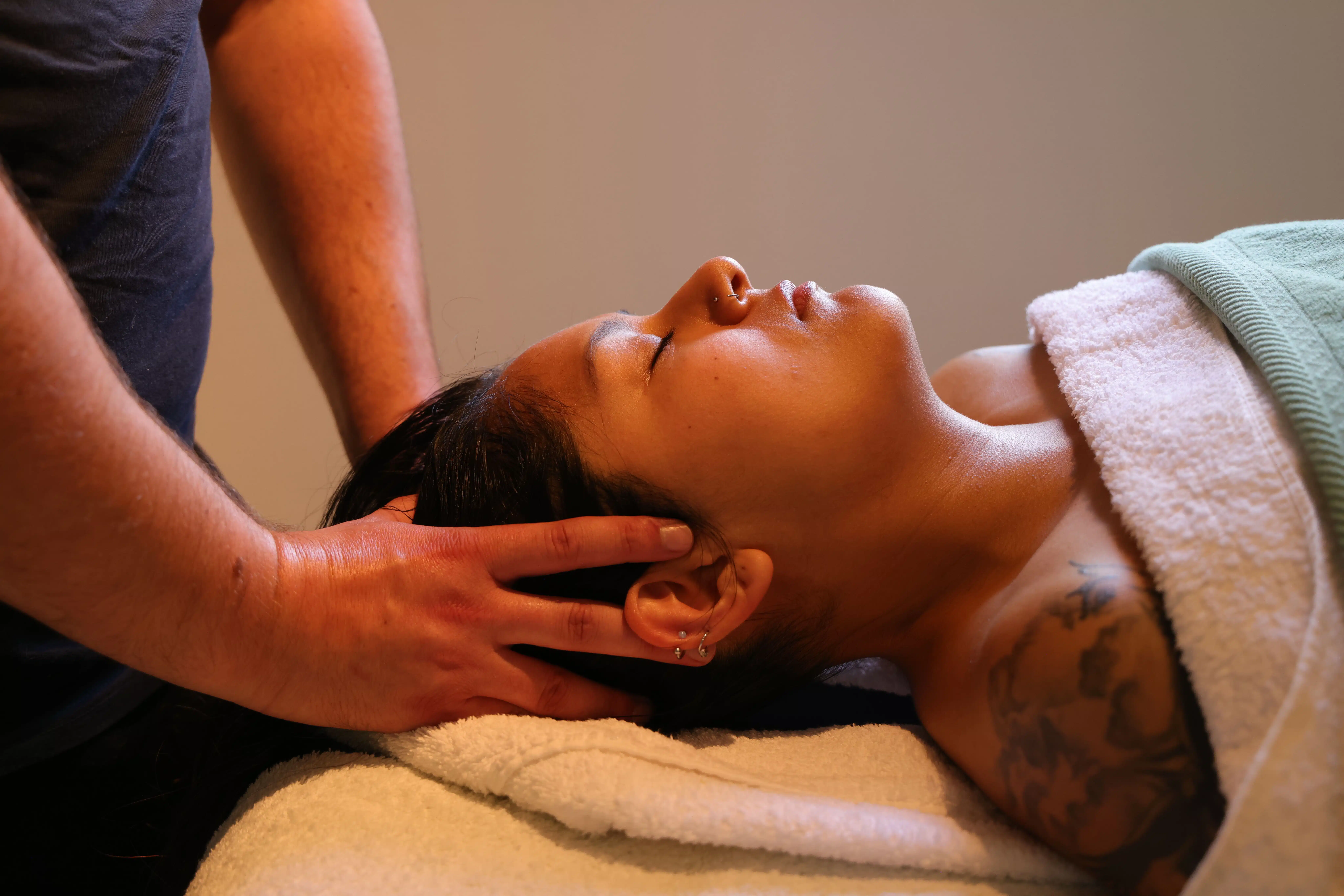 Photo numéro 1 de la galerie de Jeremie Outin : Masseur bien-être à Giberville. Prendre RDV