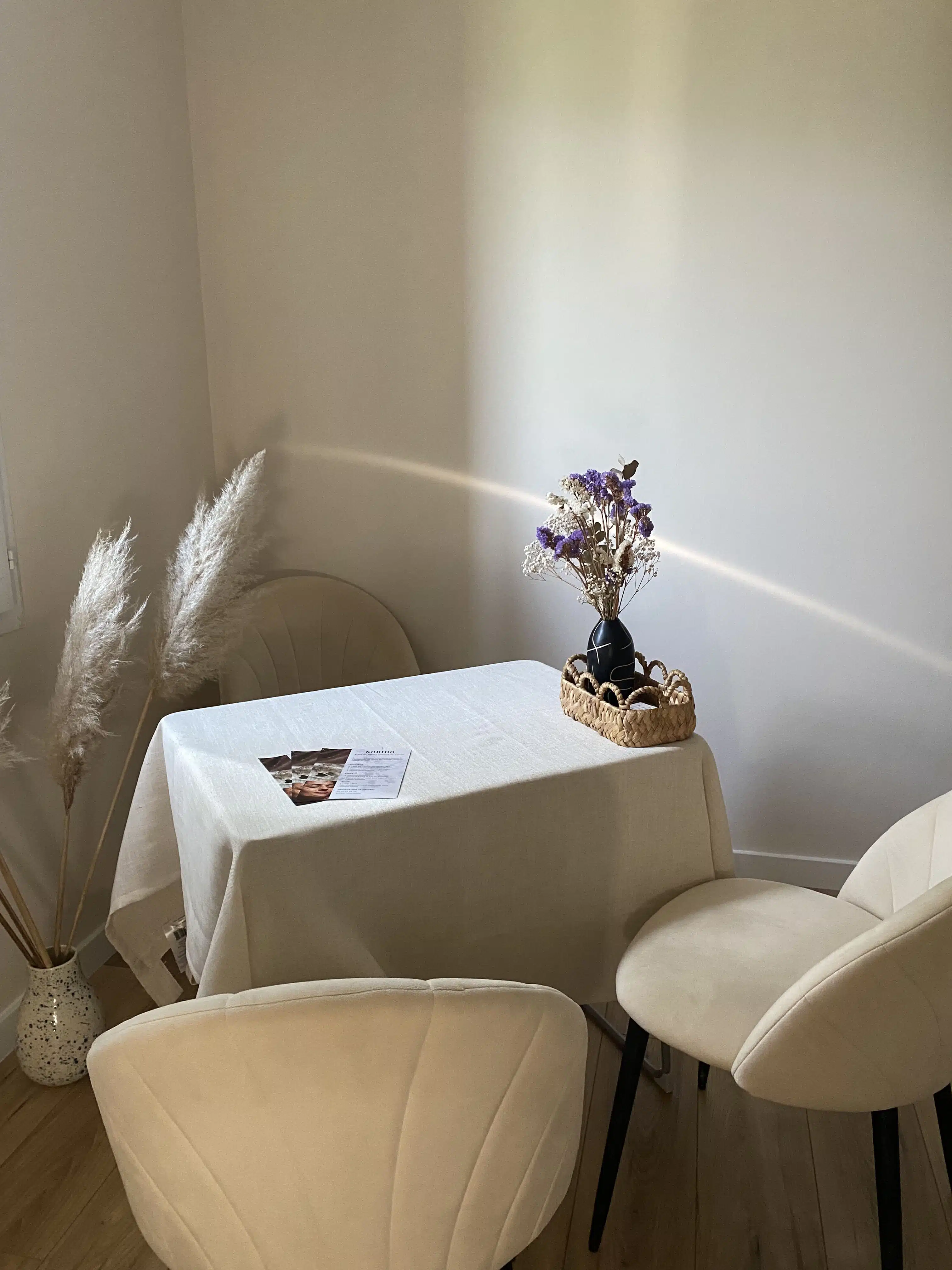 Photo numéro 1 de la galerie de Alice Florens : Masseur bien-être à Saint-Zacharie. Prendre RDV