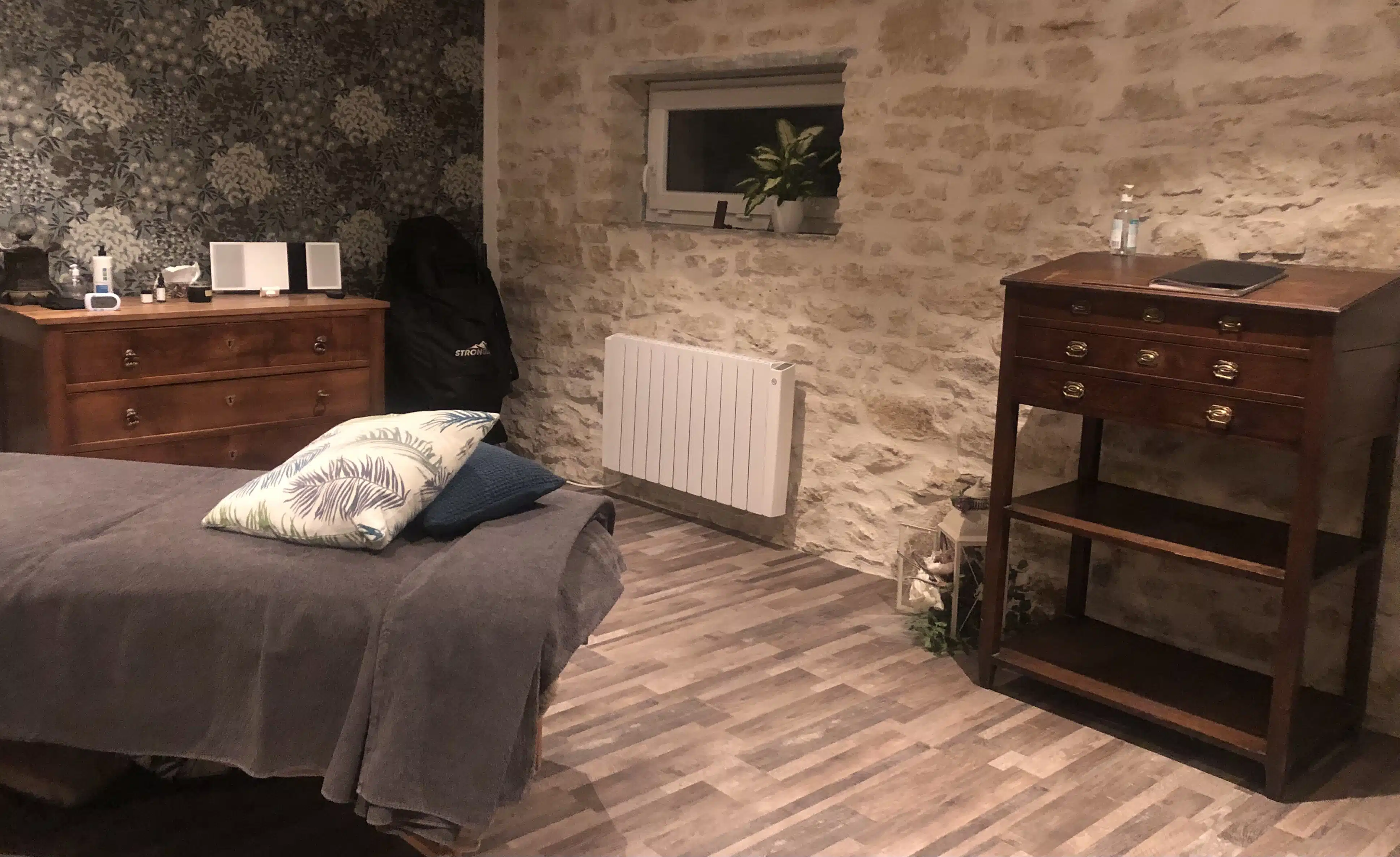 Photo numéro 2 de la galerie de Priscillia Cottet : Masseur bien-être à Joncherey. Prendre RDV