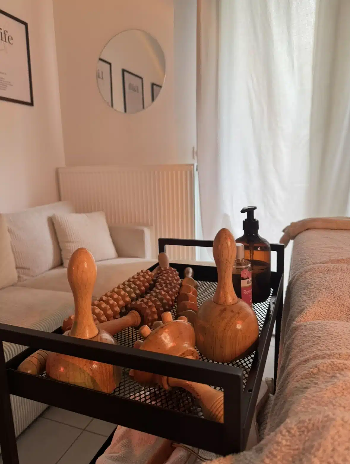 Photo numéro 2 de la galerie de Jahlie Purebody : Masseur bien-être à Lyon. Prendre RDV