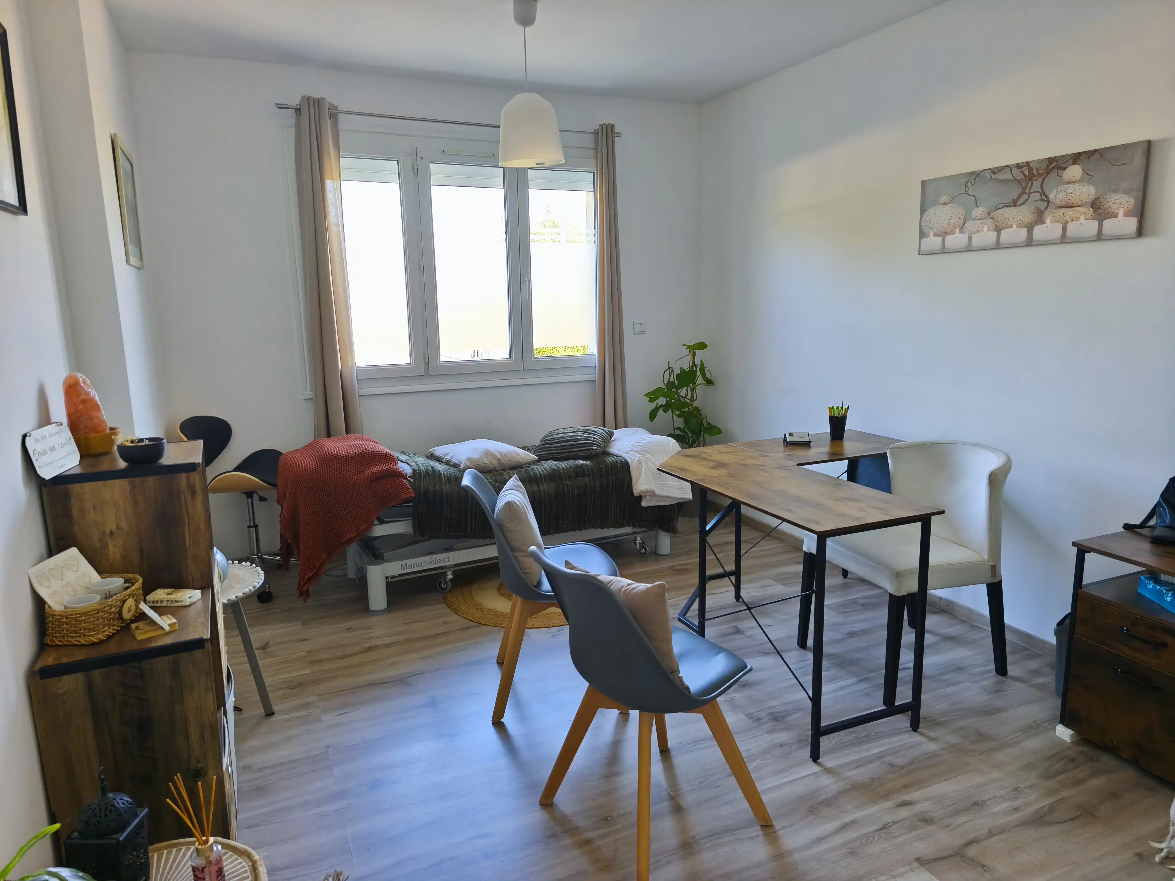 Photo numéro 15 de la galerie de Stéphanie Barral : Hypnothérapeute à Saint-Mamert-du-Gard. Prendre RDV