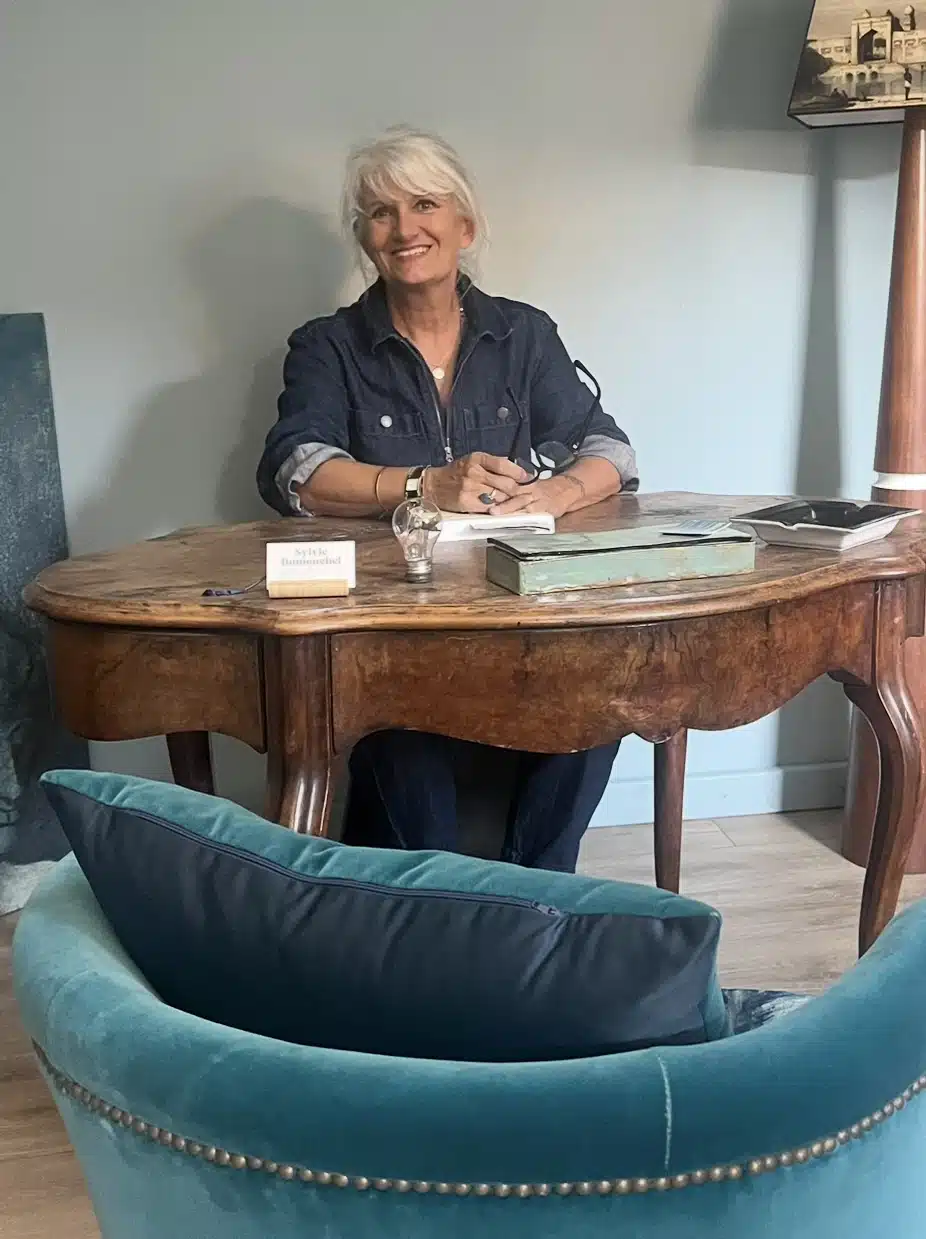 Photo numéro 1 de la galerie de Sylvie Dumouchel : Hypnothérapeute à Bédoin. Prendre RDV