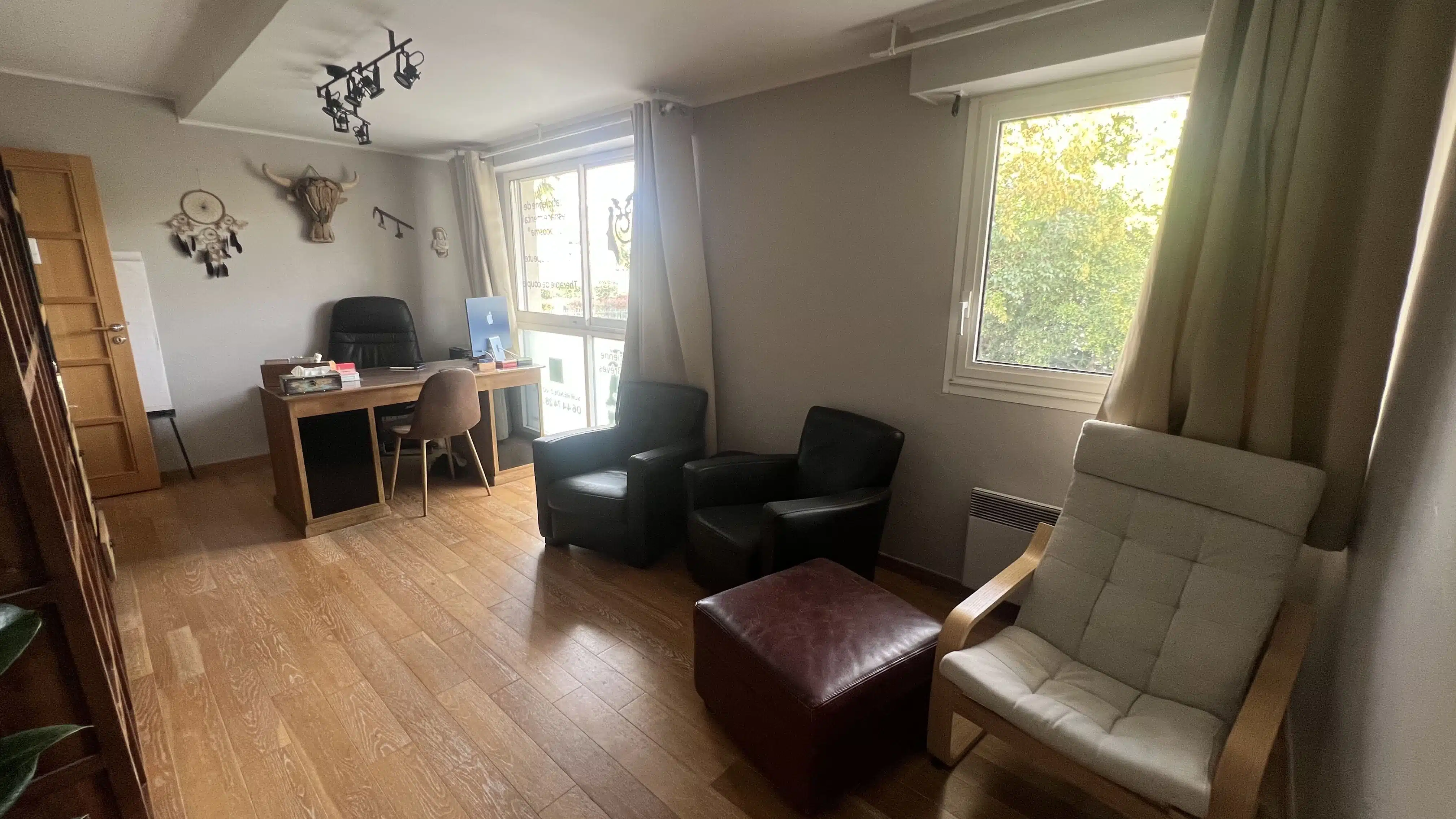 Photo numéro 4 de la galerie de Mélodie Badia Romanach : Hypnothérapeute à Cavalaire-sur-Mer. Prendre RDV