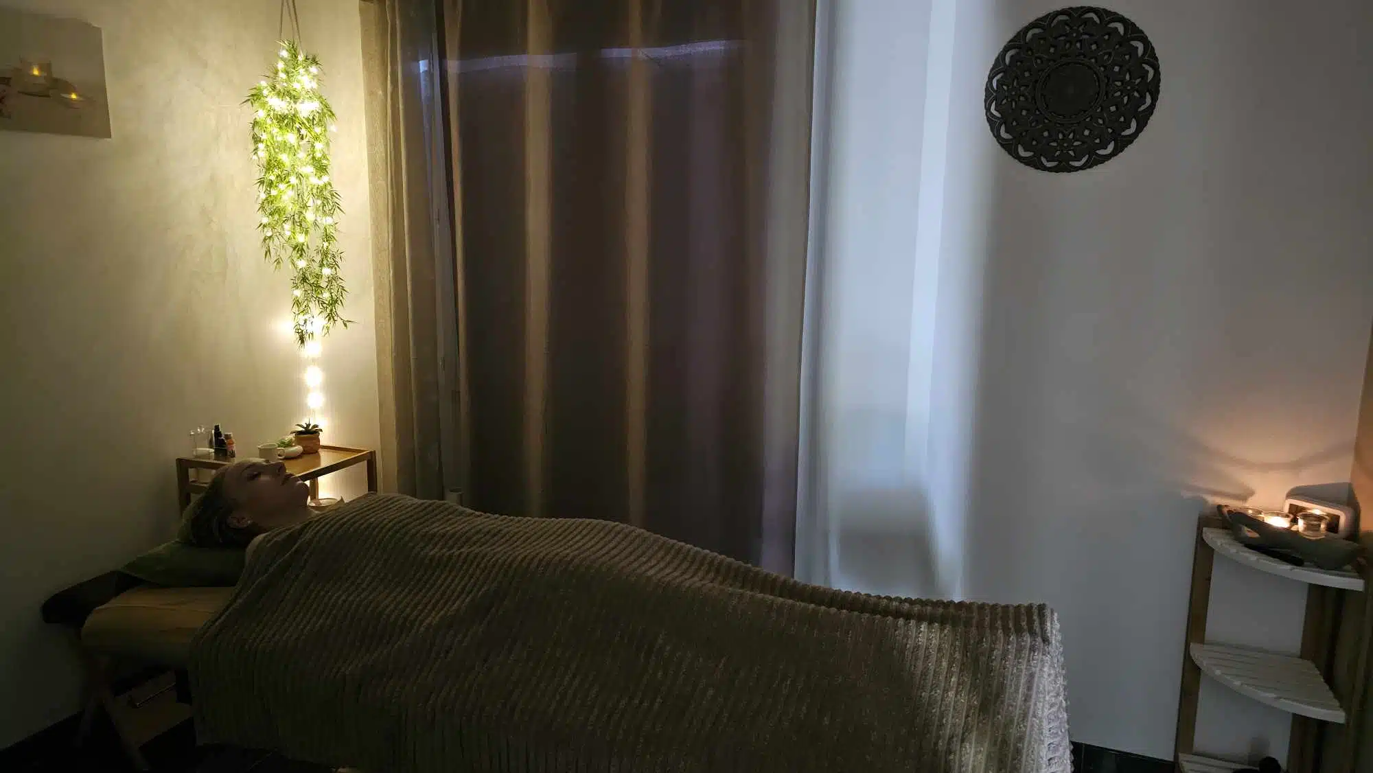 Photo numéro 3 de la galerie de Laura Farnier : Masseur bien-être à Romans-sur-Isère. Prendre RDV