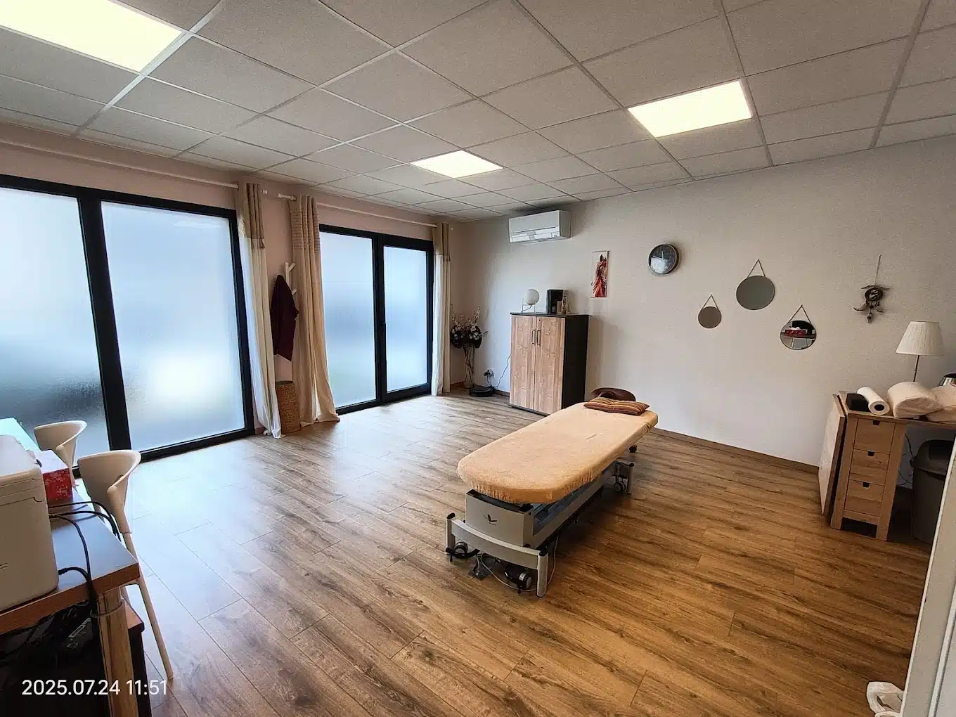 Photo numéro 6 de la galerie de Chloé Simon : Ostéopathe à Ruy-Montceau. Prendre RDV