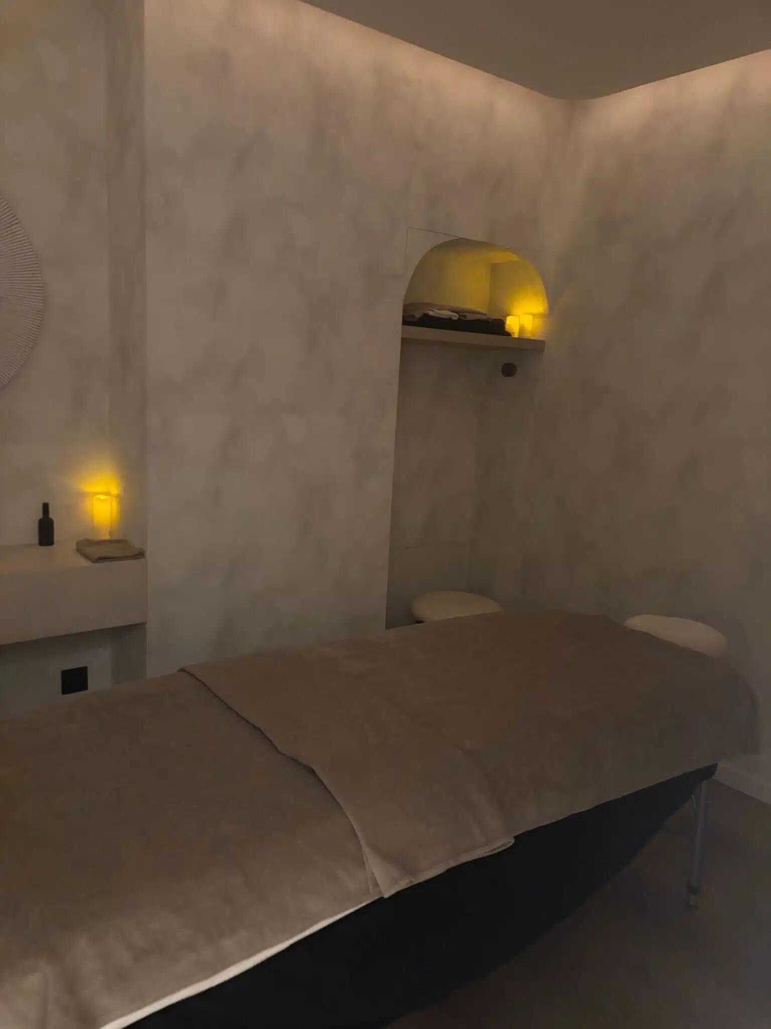 Photo numéro 3 de la galerie de Sandrine Lhéritier : Masseur bien-être à Paris. Prendre RDV