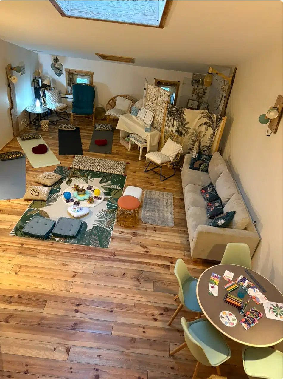 Photo numéro 6 de la galerie de Magali Boulachon : Sophrologue à Villereversure. Prendre RDV