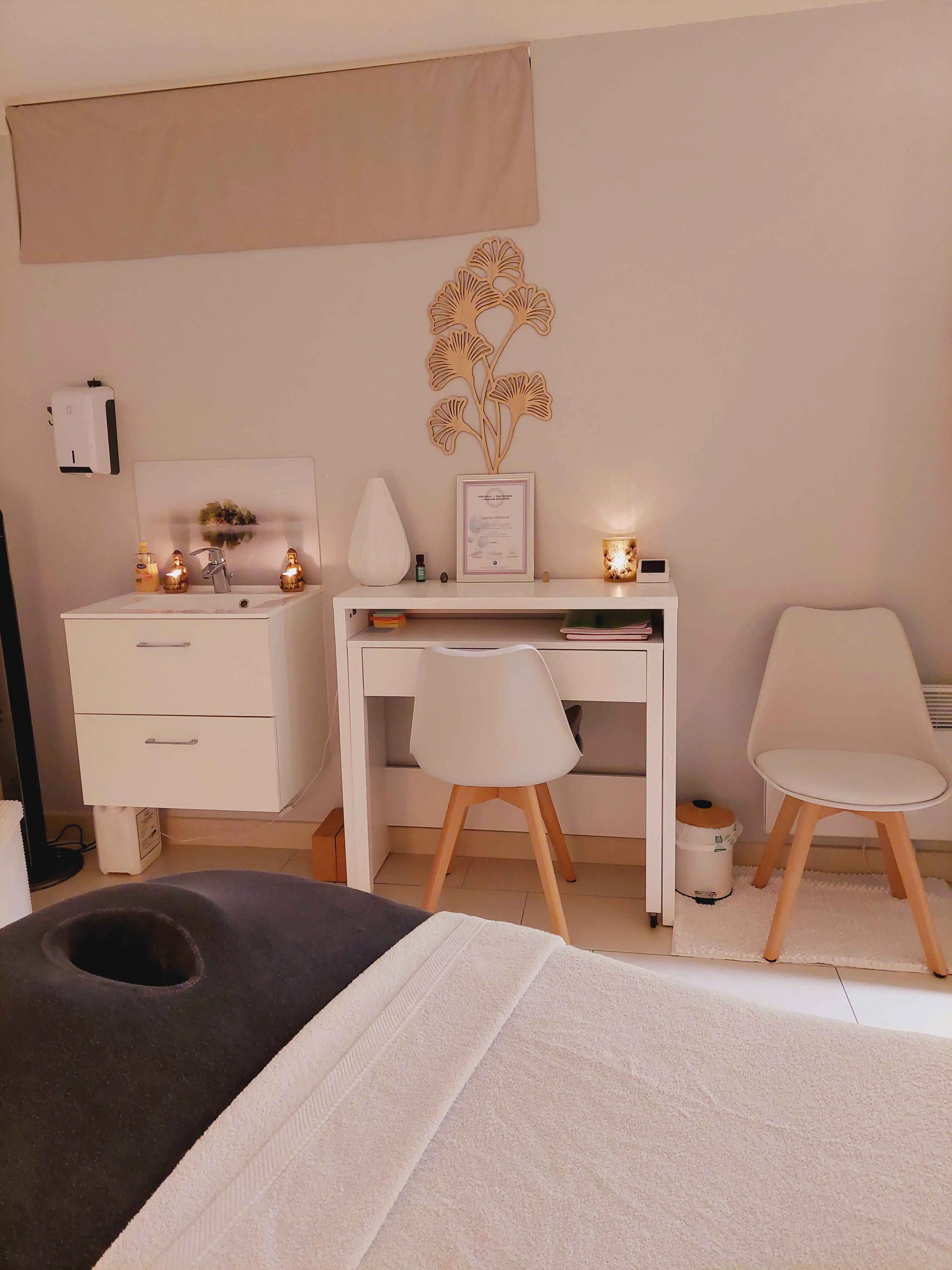 Photo numéro 16 de la galerie de Camille Knoepfle : Masseur bien-être à Saint-Leu-la-Forêt. Prendre RDV
